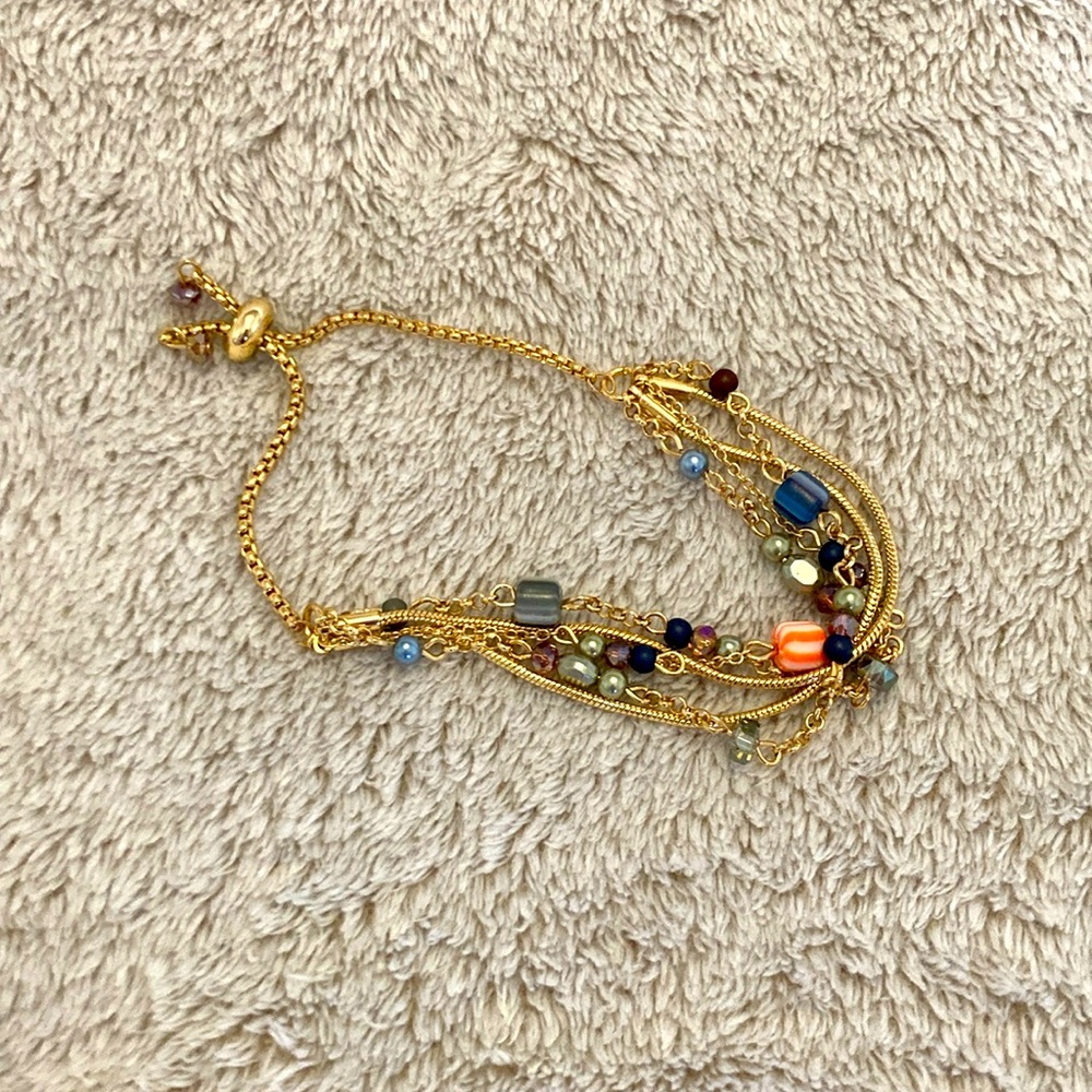 Adjustable gold bracelet